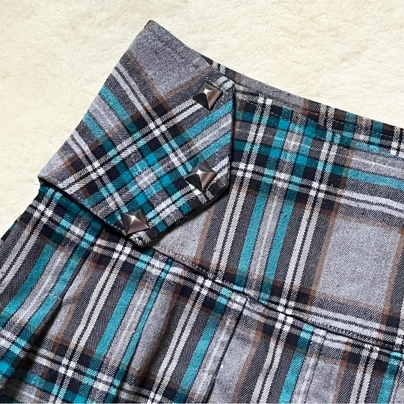 🚫SOLD🚫 Deadstock Plaid Pleated skirt - Picture 2 of 5